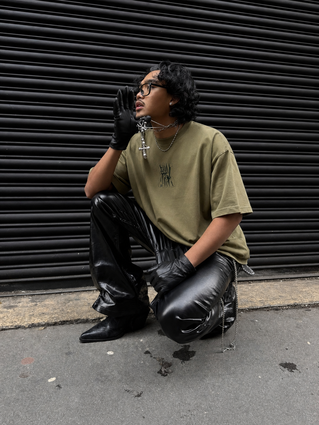 Be Autyst Goat Aura Olive T-Shirt – model front