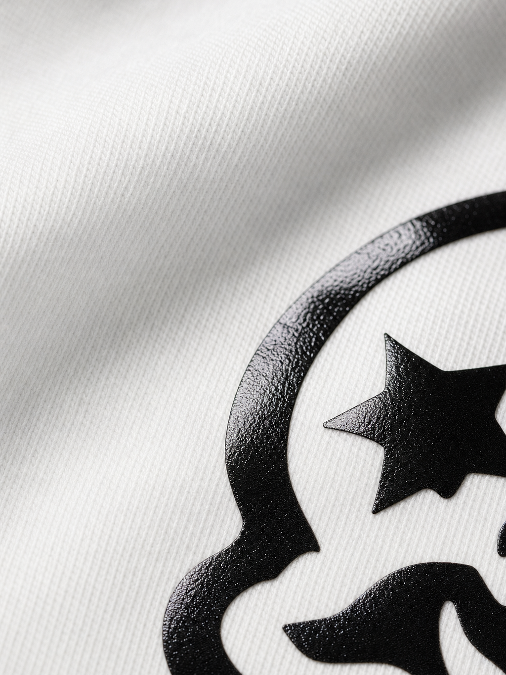 Skull Be Autyst White T-Shirt – close-up detail