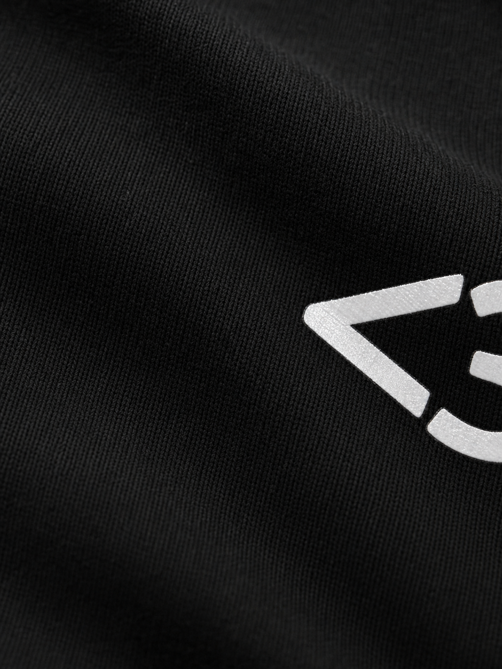 Be Autyst Connected Souls Black T-Shirt – close-up detail