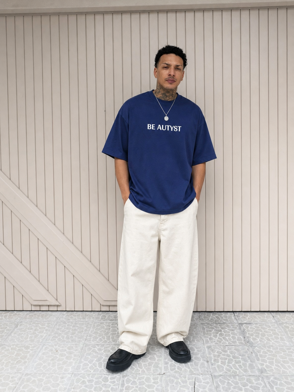 Be Autyts Mythic Wings Blue T-Shirt – model front