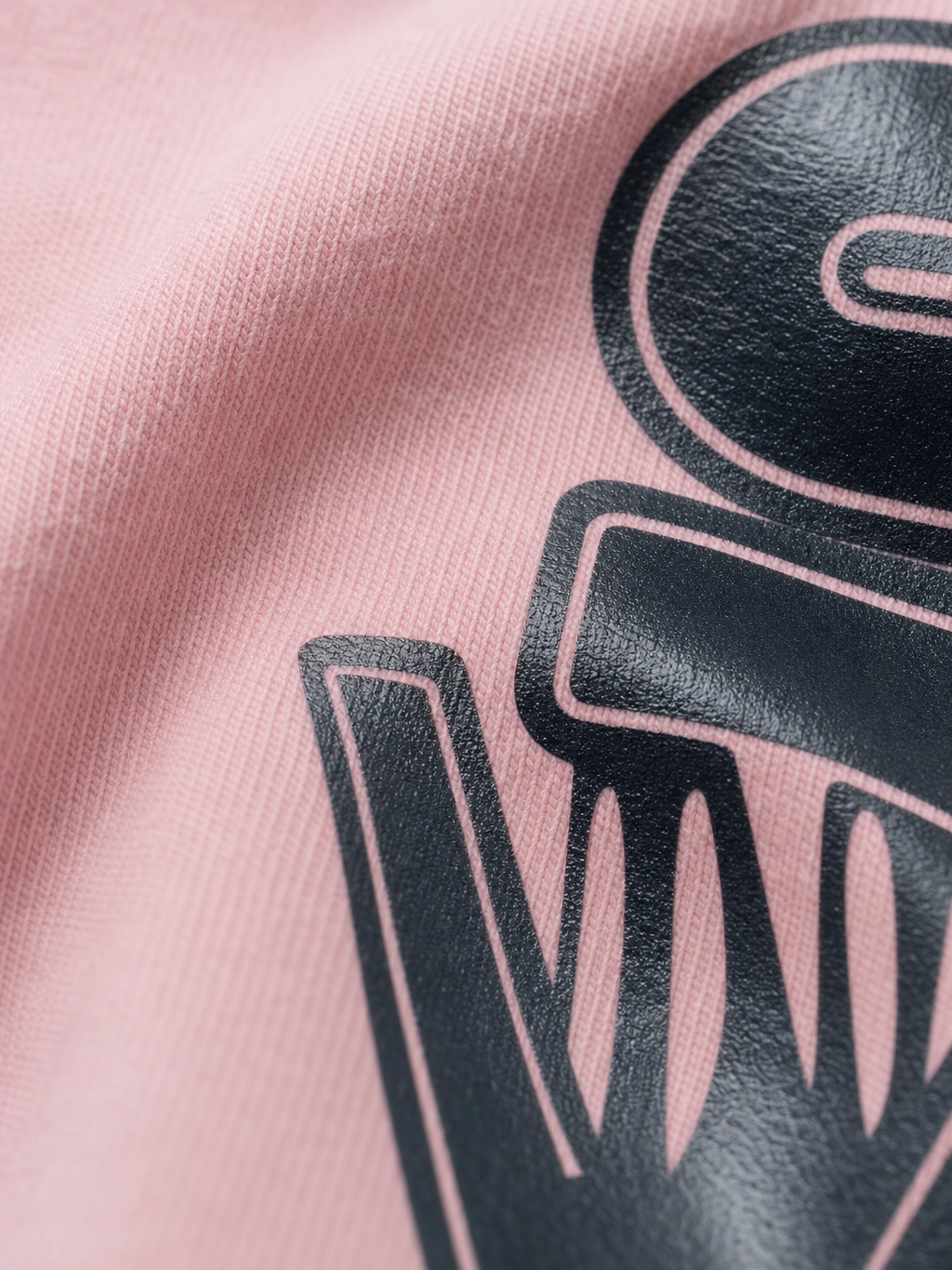 Saints 2.0 Be Autyst Quarter Zip Pink T-Shirt – close-up detail